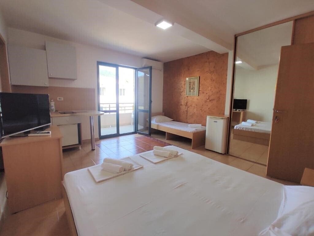 Зображення Villa Mare Budva 3*