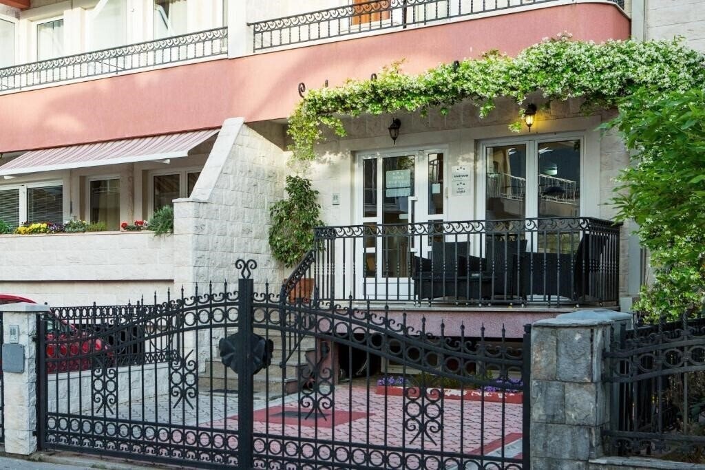 Фотографія Villa Ivona 3*