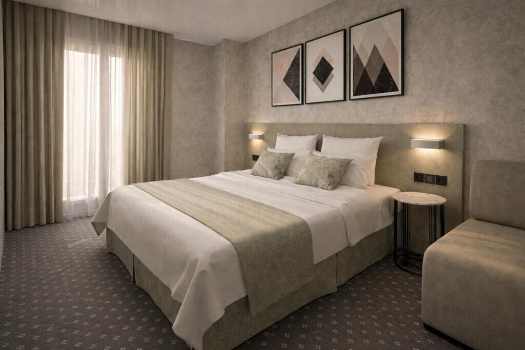 Готель Hotel Fineso 3*
