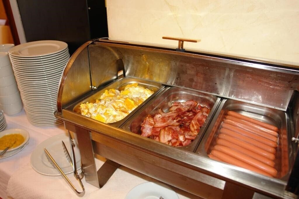 Фото Garni Hotel Fineso 3*