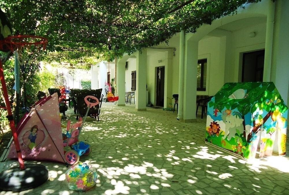 Фотографія Rabbit Apart 3*