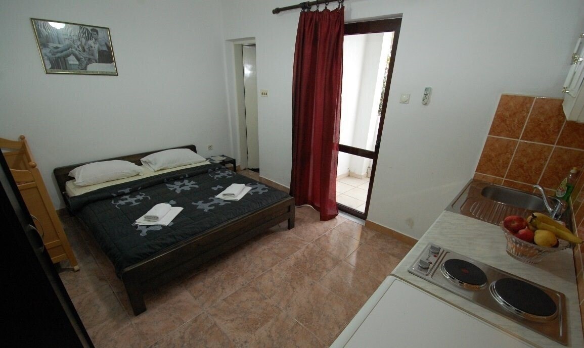 Картинка Rabbit Apart 3*