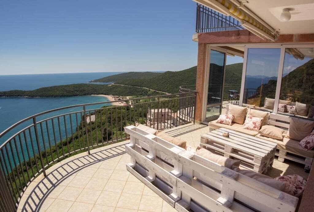 Готель Vanja 3*