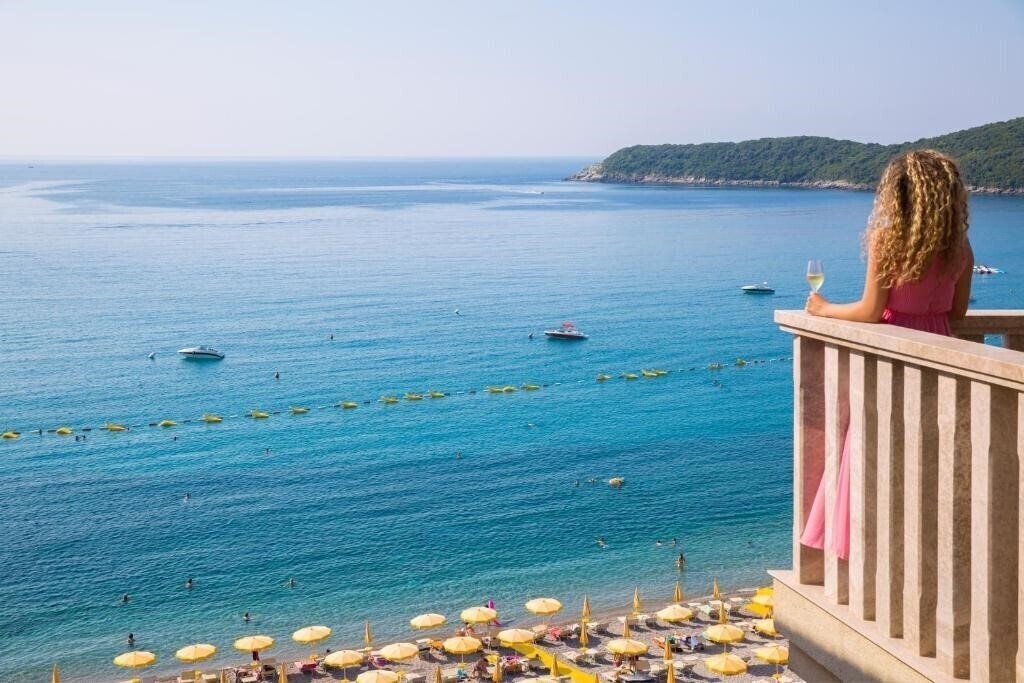 Готель Poseidon Hotel 4*