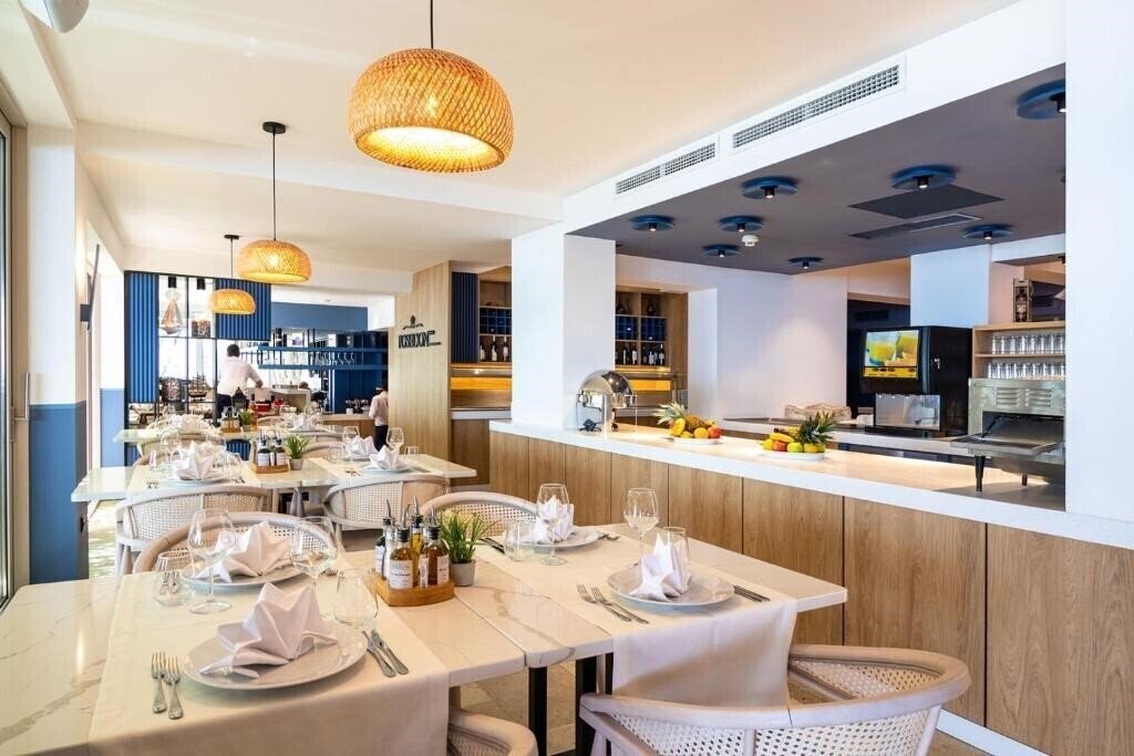 Зображення Poseidon Hotel 4*