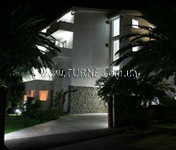 Готель Лазович вилла