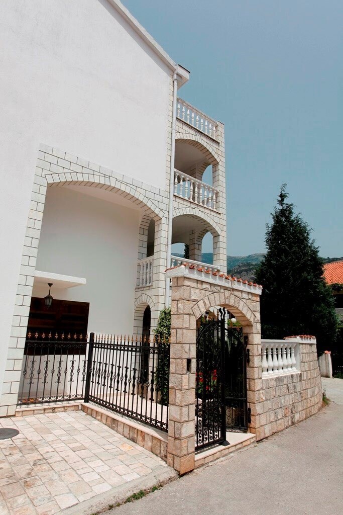 Фотография Apartments Perovic 3*