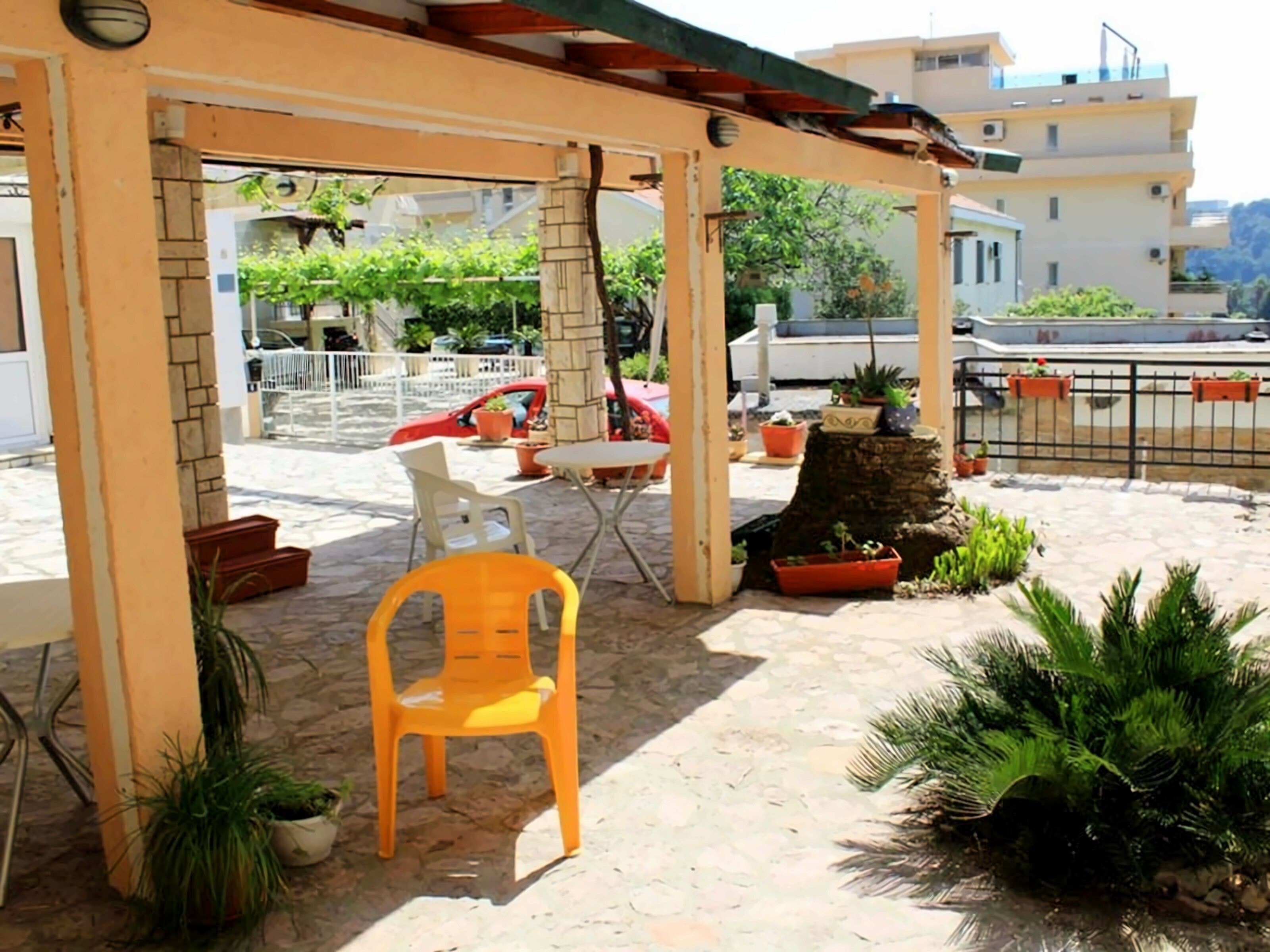 Изображение Strugar Hotel 2*