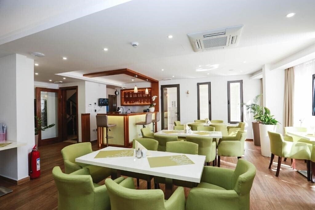 Фото Garni Hotel Arka 3*