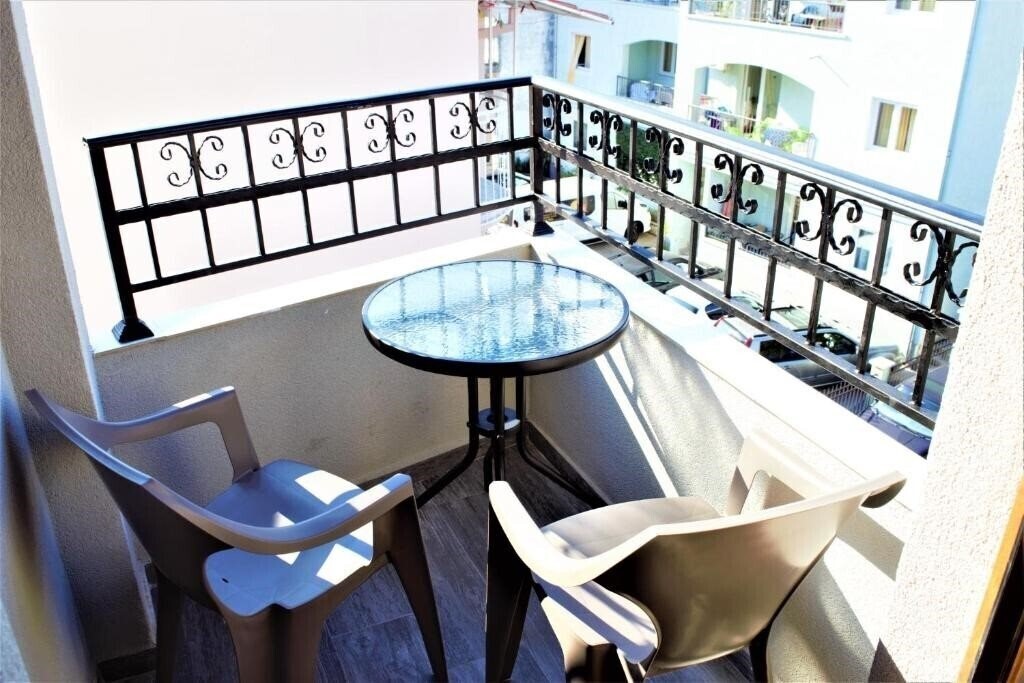 Фотографія Martinovic Apartments 3*