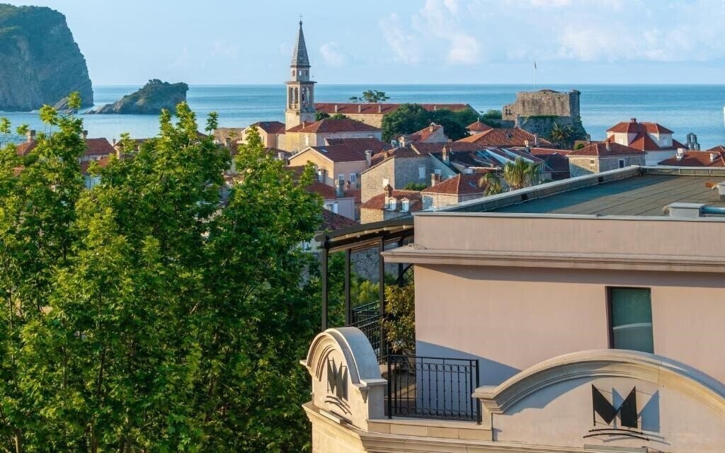 Фотографія Majestic 4*