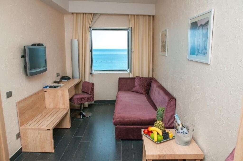 Фотографія Astoria Budva 4*