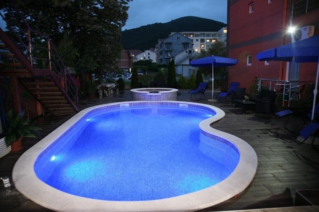 Фотографія Villa Helena 3*