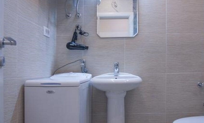 Фото Apartments Adrovic 3*