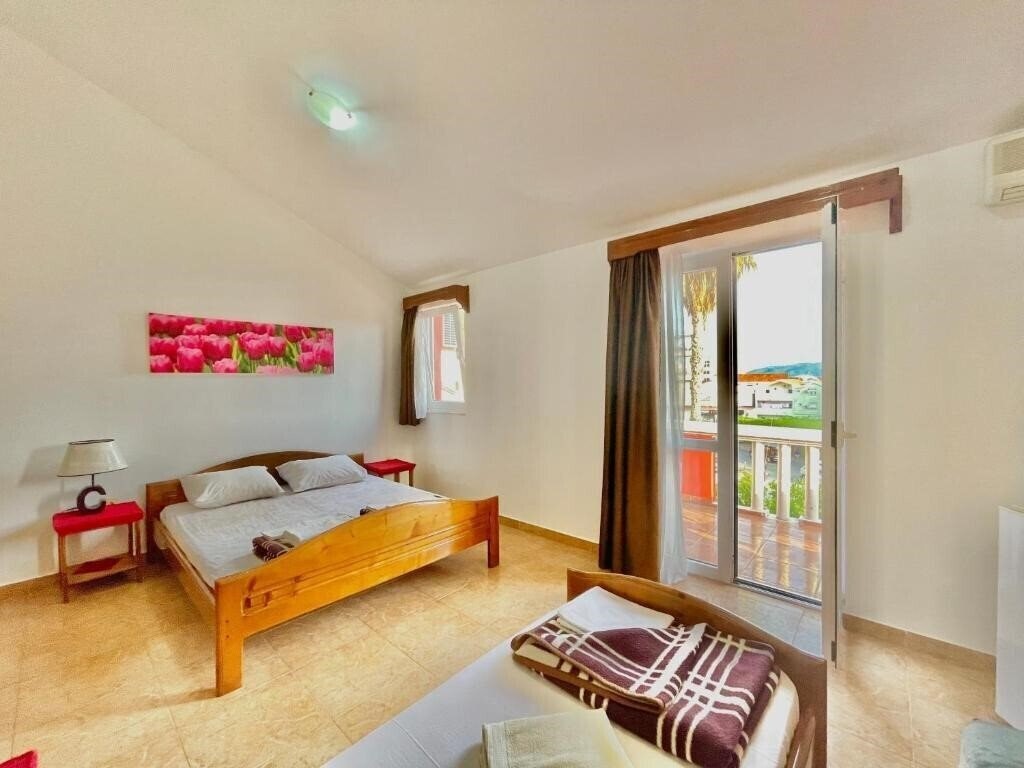Фото Villa L 3*