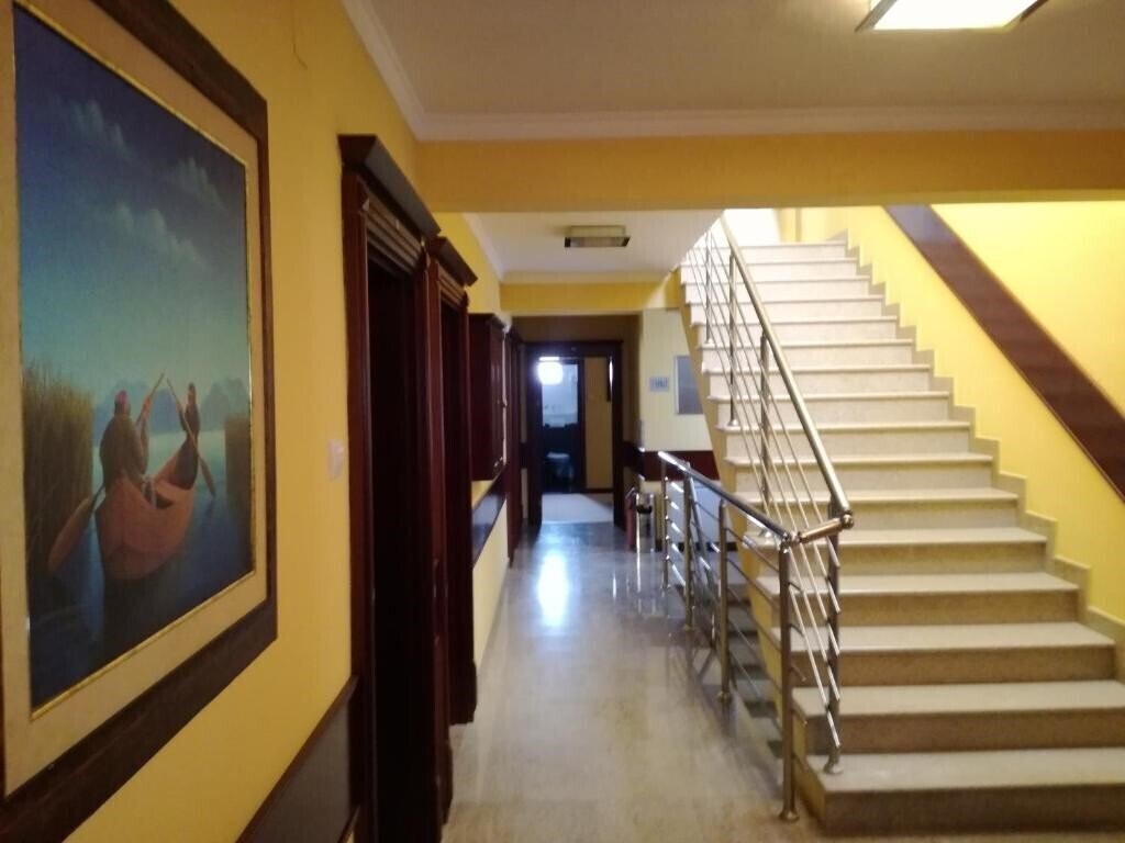 Готель Hotel M-Mimoza 3*
