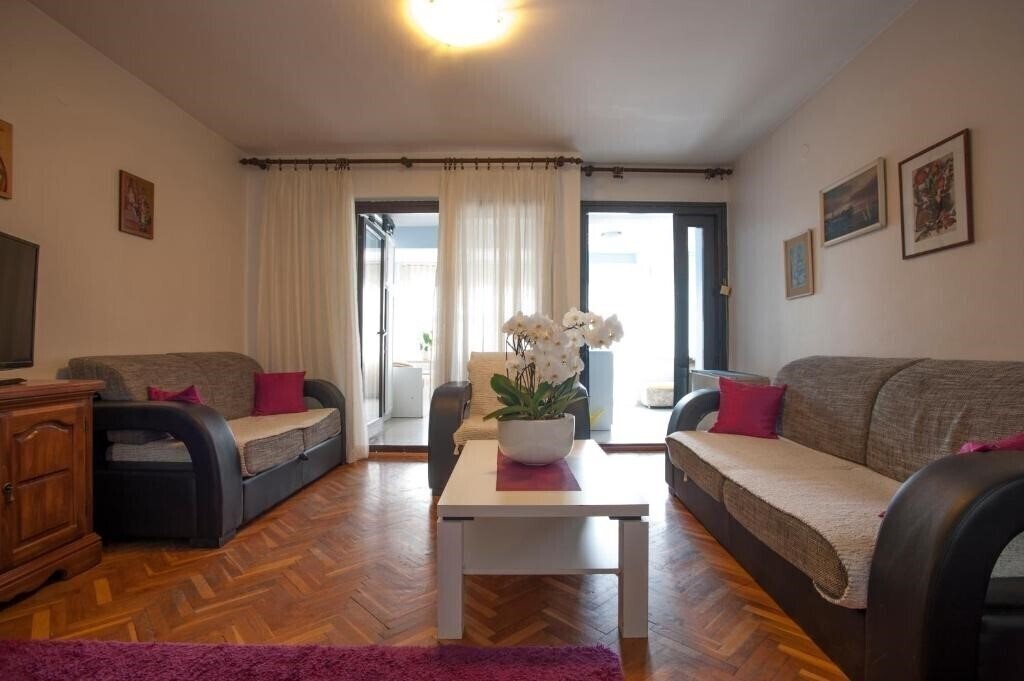 Фотографія Mina Apartment 3*