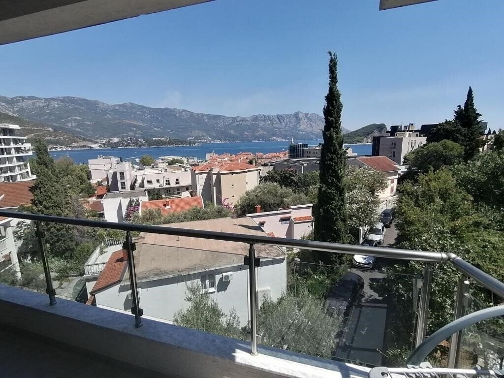 Готель Apartments Old Town View 4*