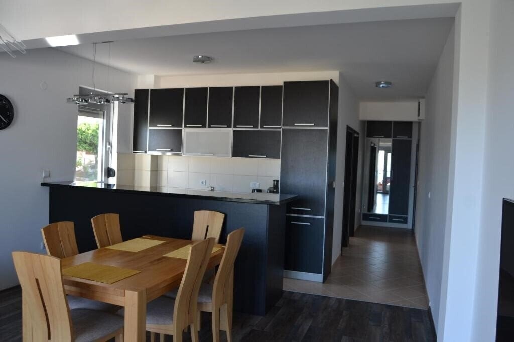 Картинка Apartments Old Town View 4*