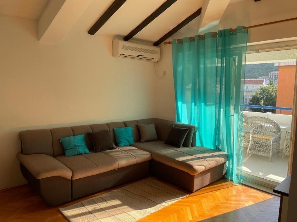 Готель Adok Villa 4*