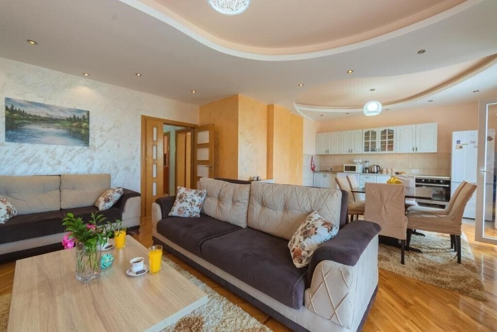 Фотография Sunny Hill (Cottage) 3*