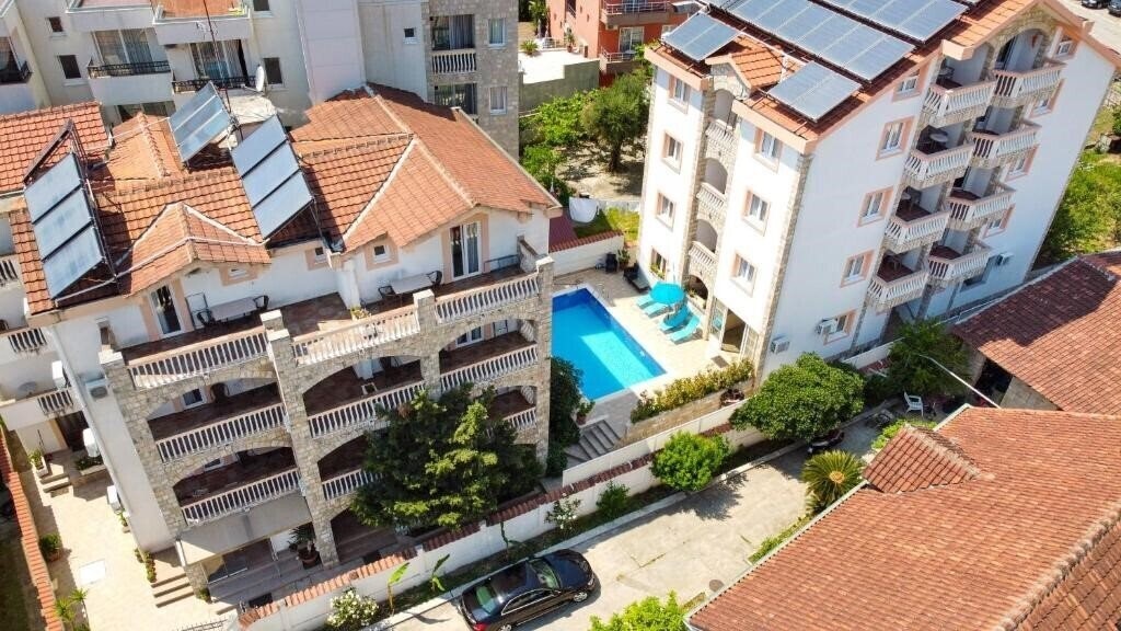 Готель Iper 3*