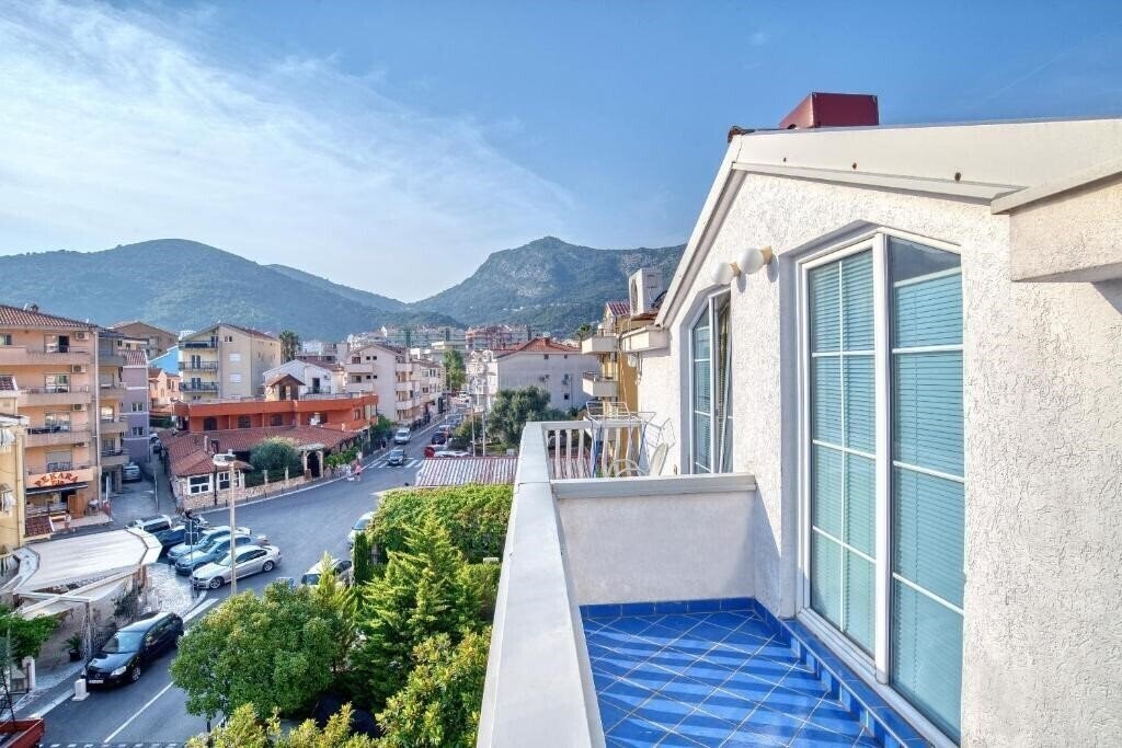 Отель Sun Guest House 3*