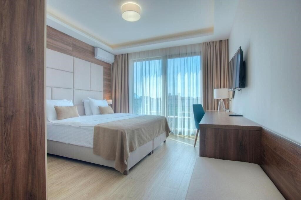 Картинка Aycon Twelwe 4*