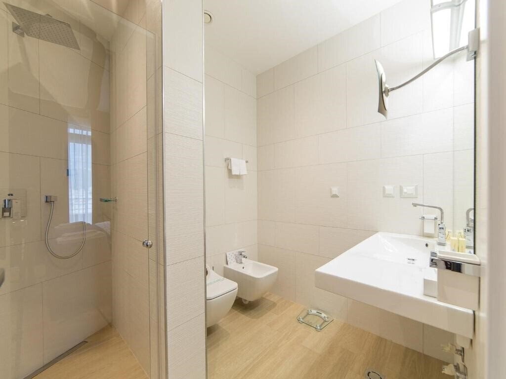 Зображення Hotel TQ Plaza 4*