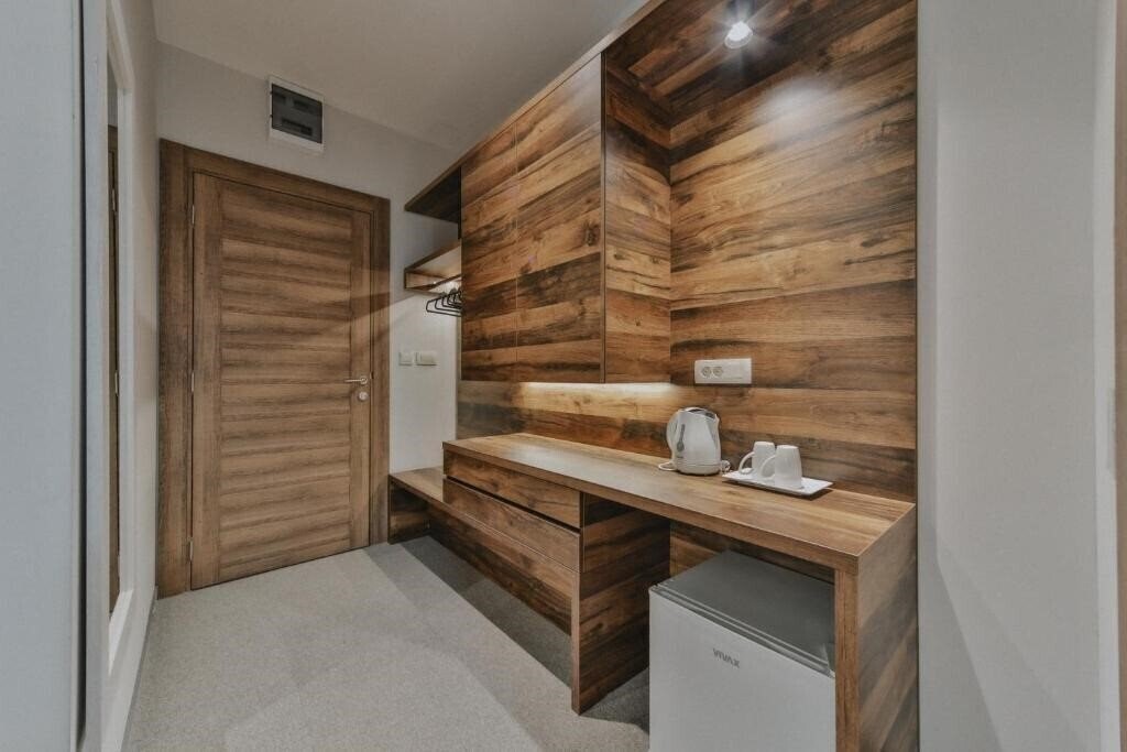 Фото Vladimir Hotel 4*
