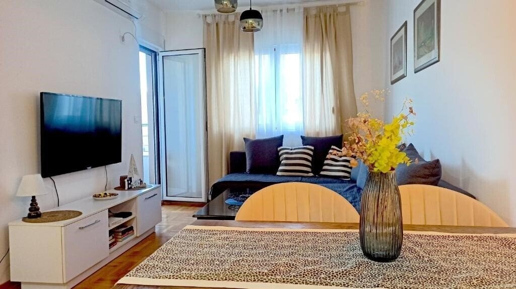 Фото City Luxe Apartment 4*
