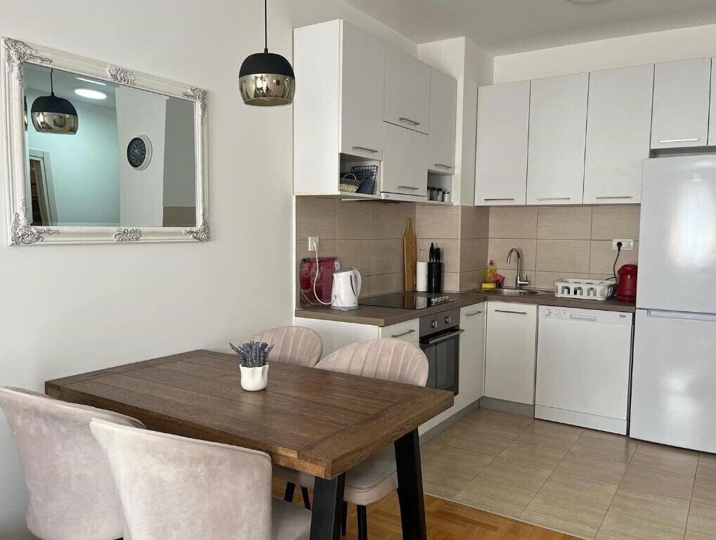 Картинка City Luxe Apartment 4*