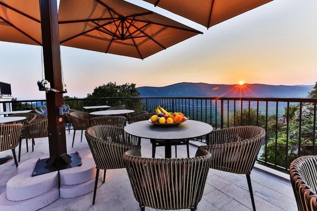 Фотографія Boutique Hotel Ruzmarin Garden & SPA 4*