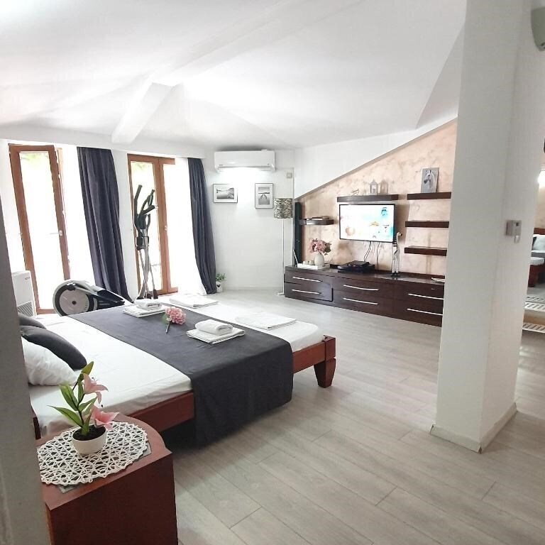Отель Apartment Anja 4*