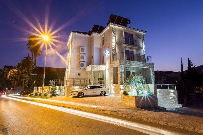 Готель Apartment L Palace 4*