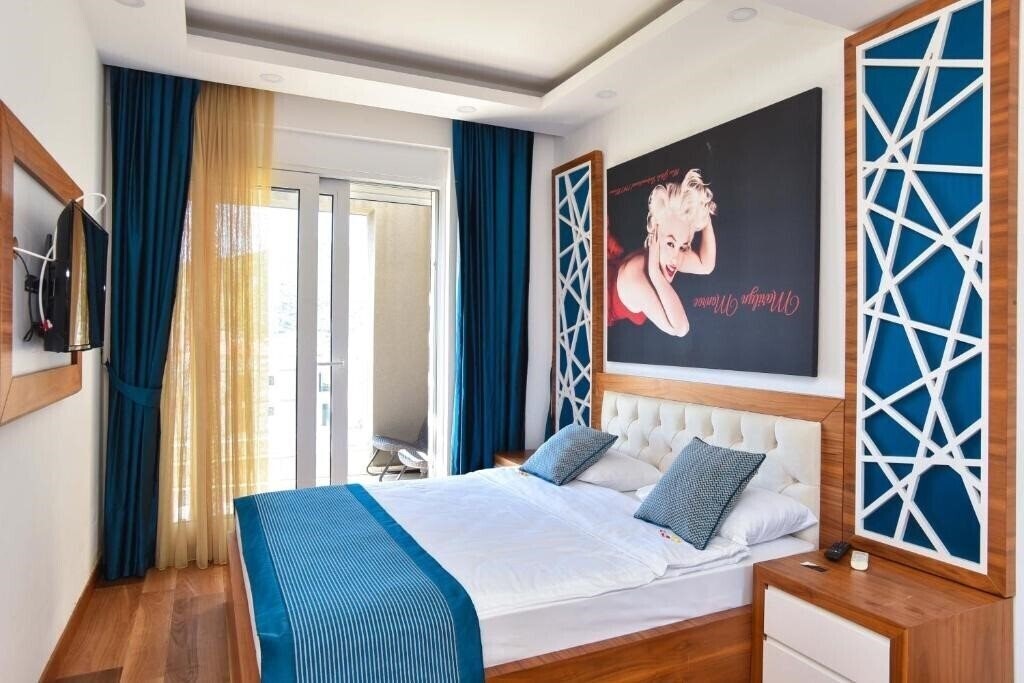 Фотографія Chill And Go Aparthotel 4*