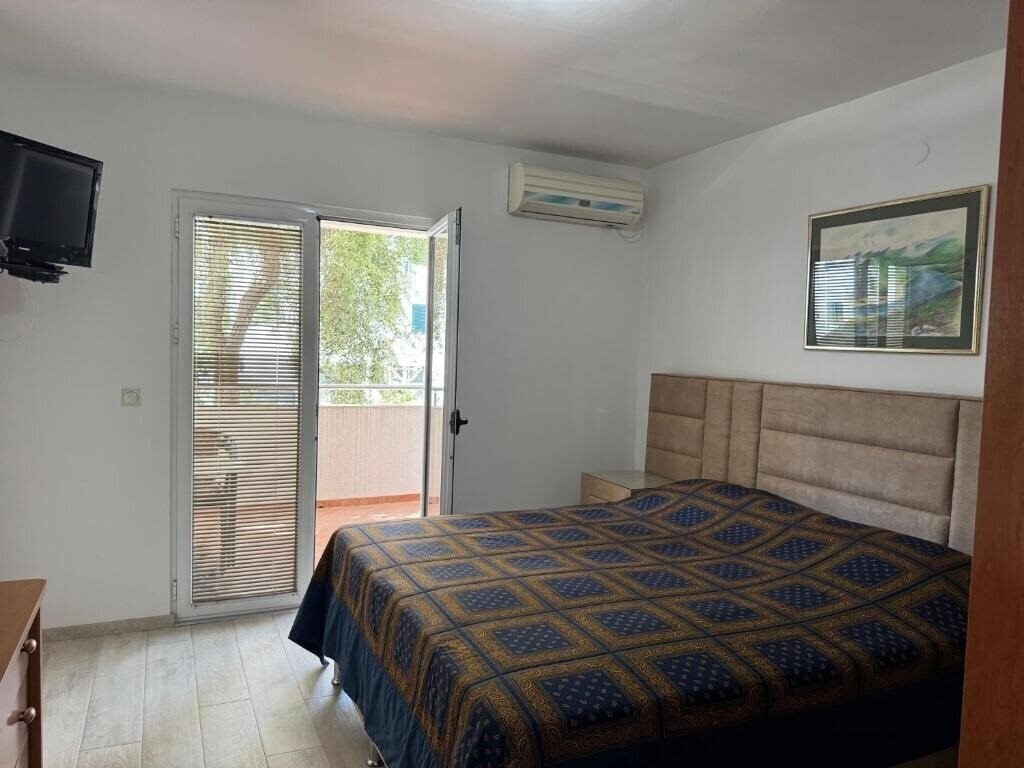 Картинка Lyon Apartments 4*