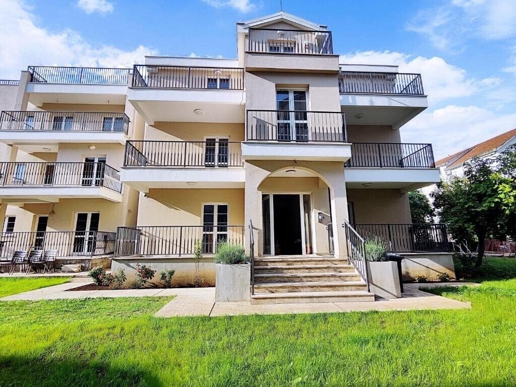 Отель Bofani Apartments 3*