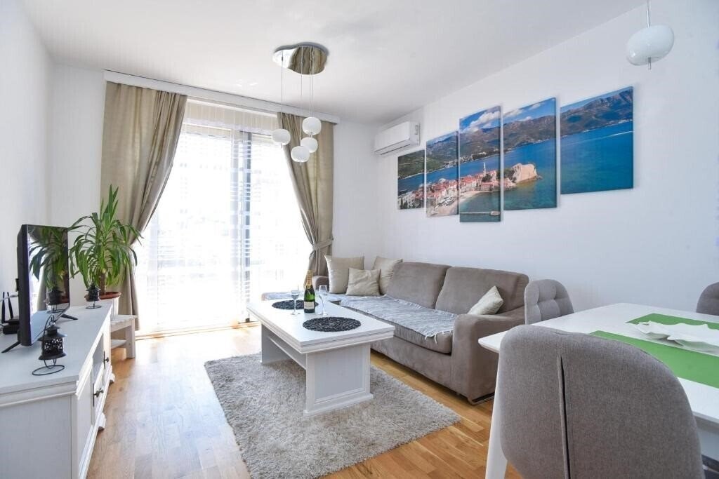 Готель Apartment Bojana 3*