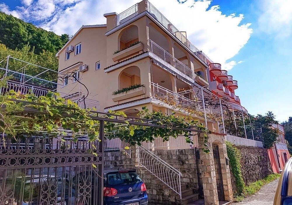 Отель Belich Villa 3*