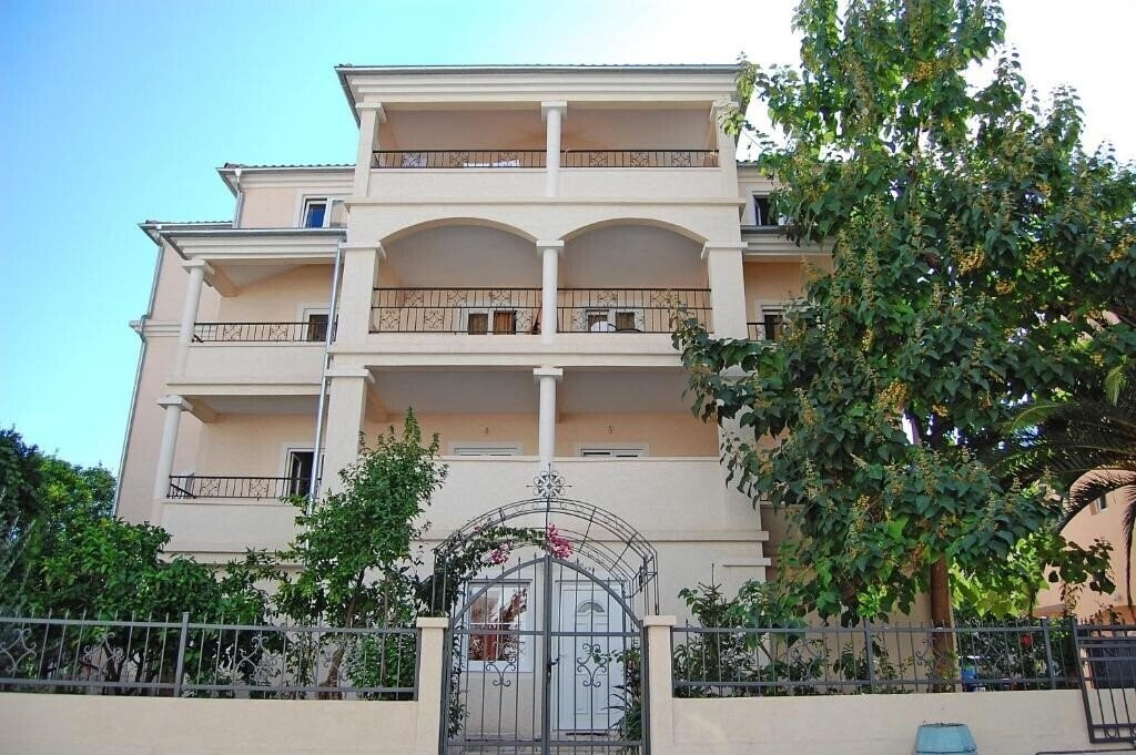 Отель Maslina Villa 2*