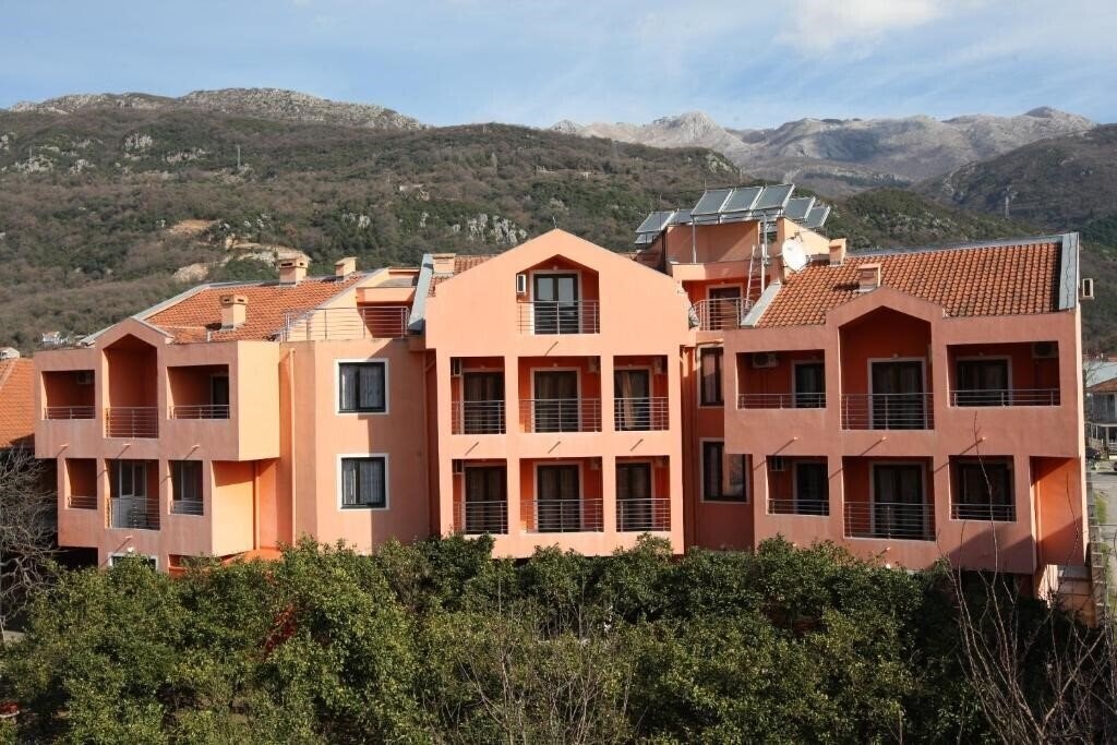 Фото Orlovic Vila 2*