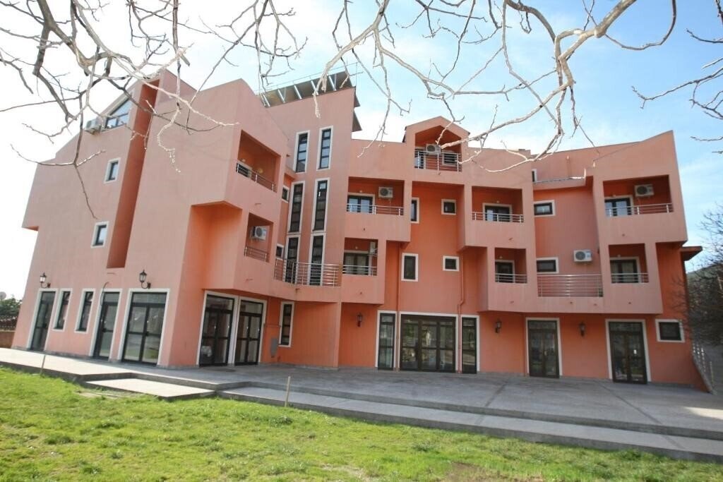 Картинка Orlovic Vila 2*