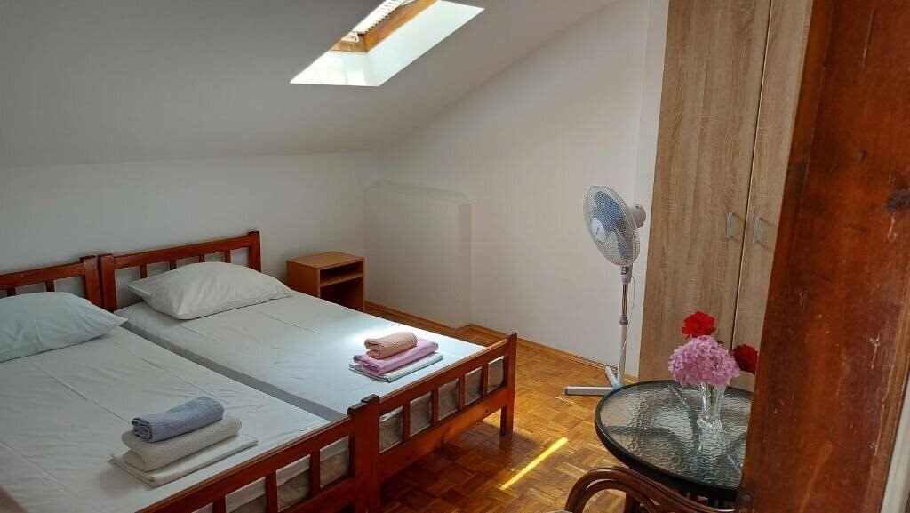 Фото Sobe Jana Apartments 3*
