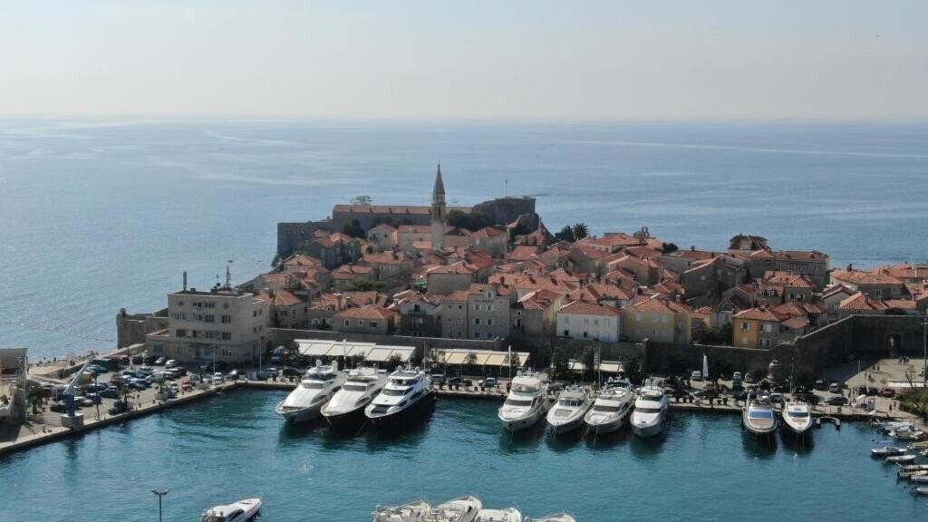 Картинка Apartments Aleksic Old Town (ex. Lux Apartmani) 4*