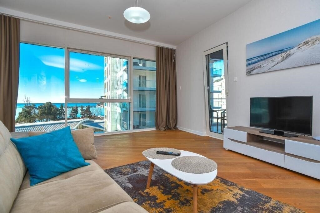 Фотография Apartments Menuet 4*