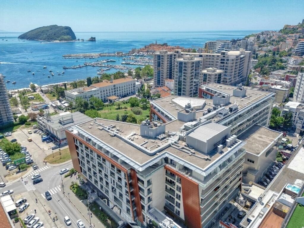 Фотографія Condo Studio Plaza 4*