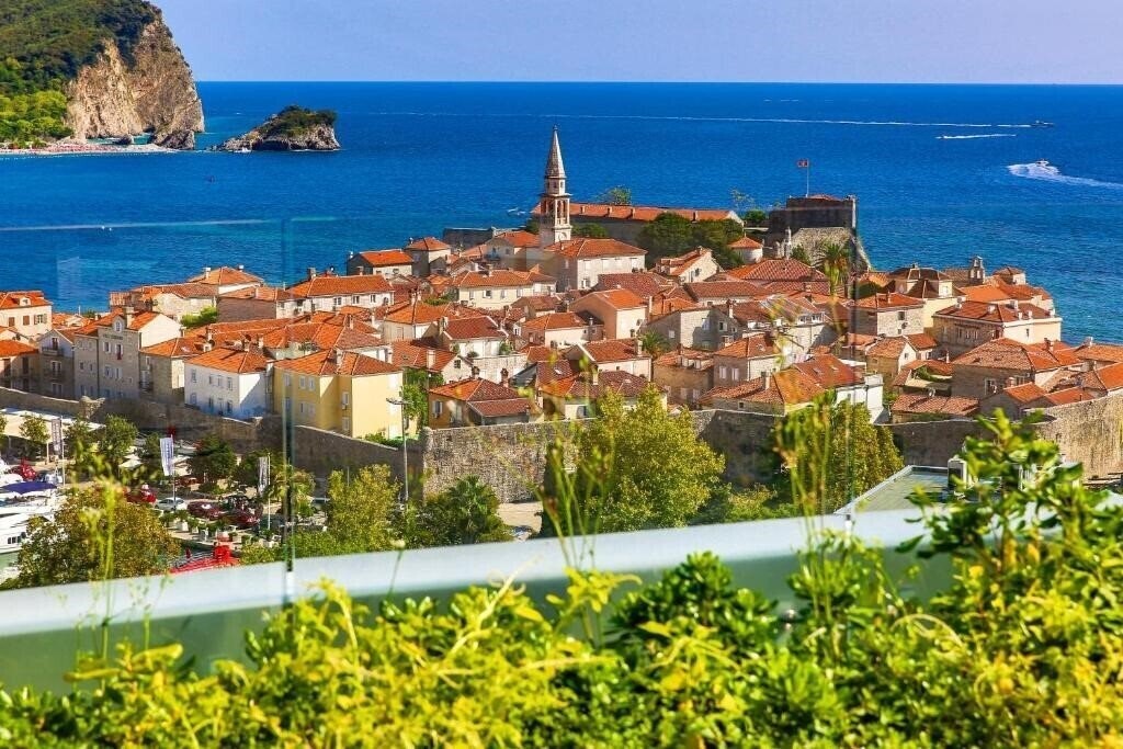 Картинка Royal Montesun Apartments 4*
