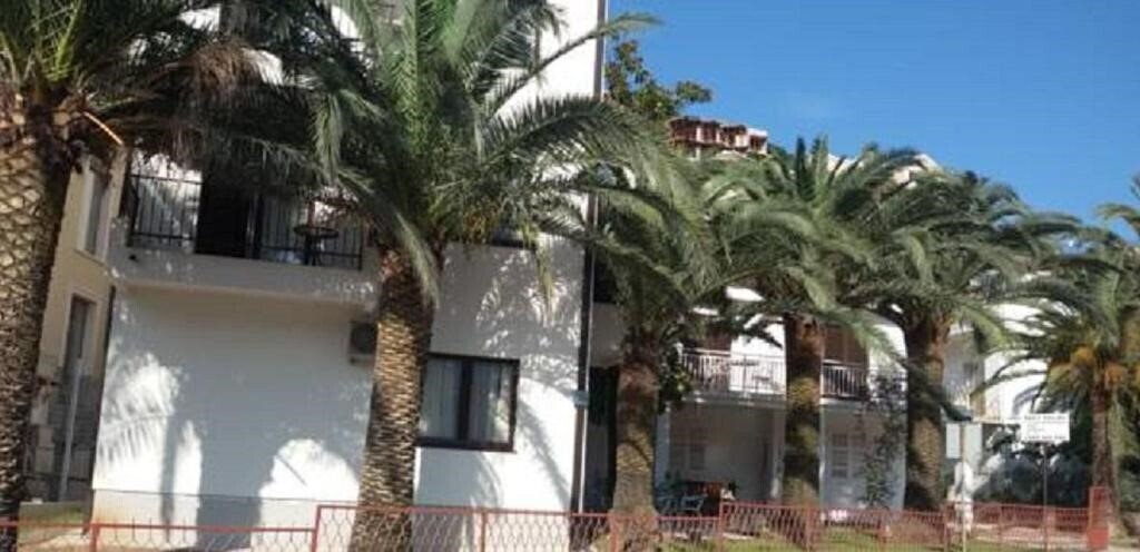 Отель Studio Apartments 6 Palmi 3*