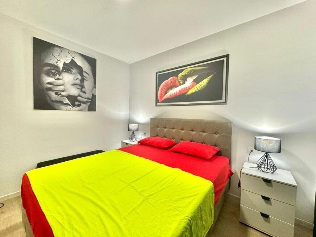 Готель Modern One Bedroom Apartment 3*